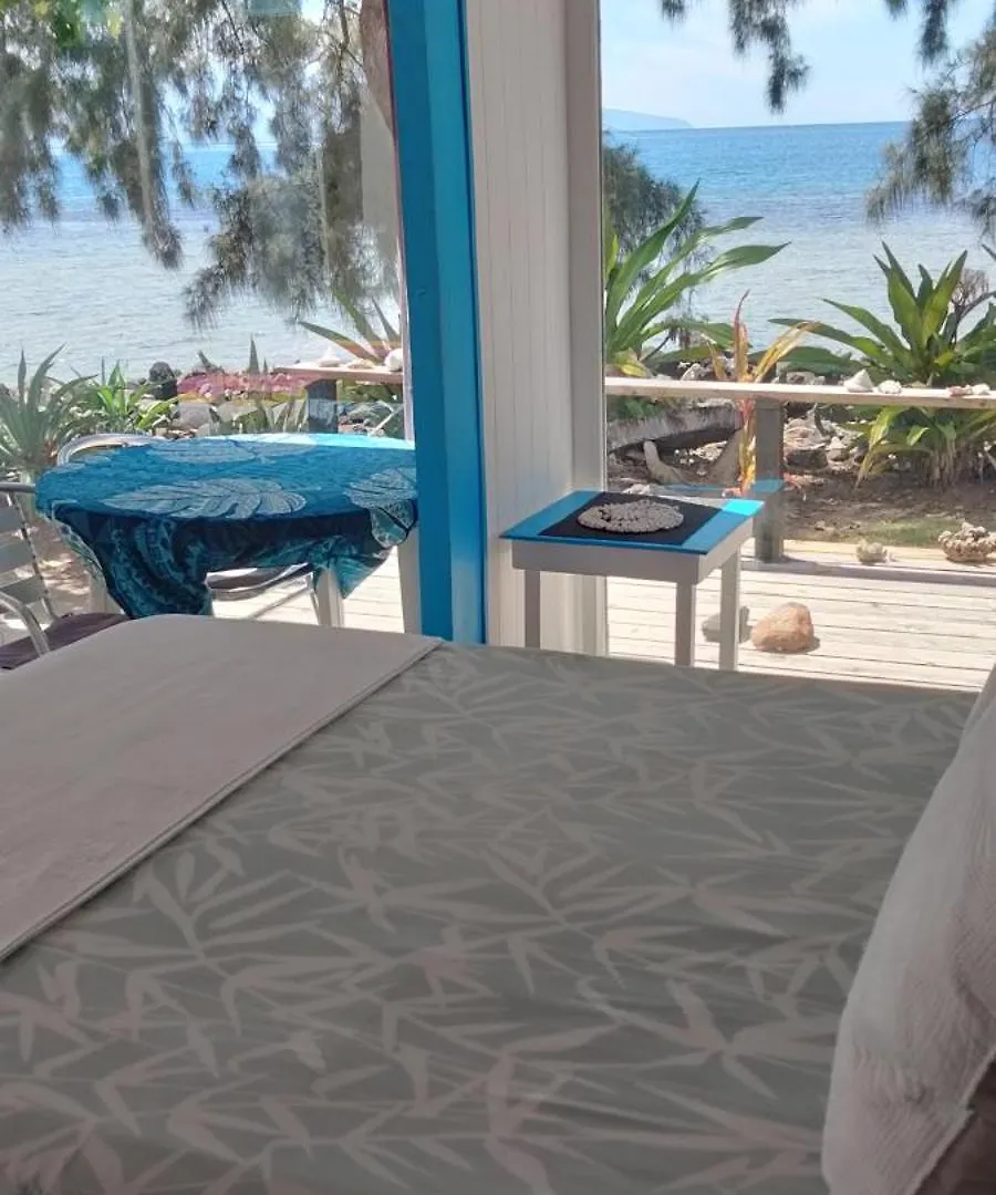Bungalow Vue Lagon 180 Degre, La Maison Bleue Moorea French Polynesia